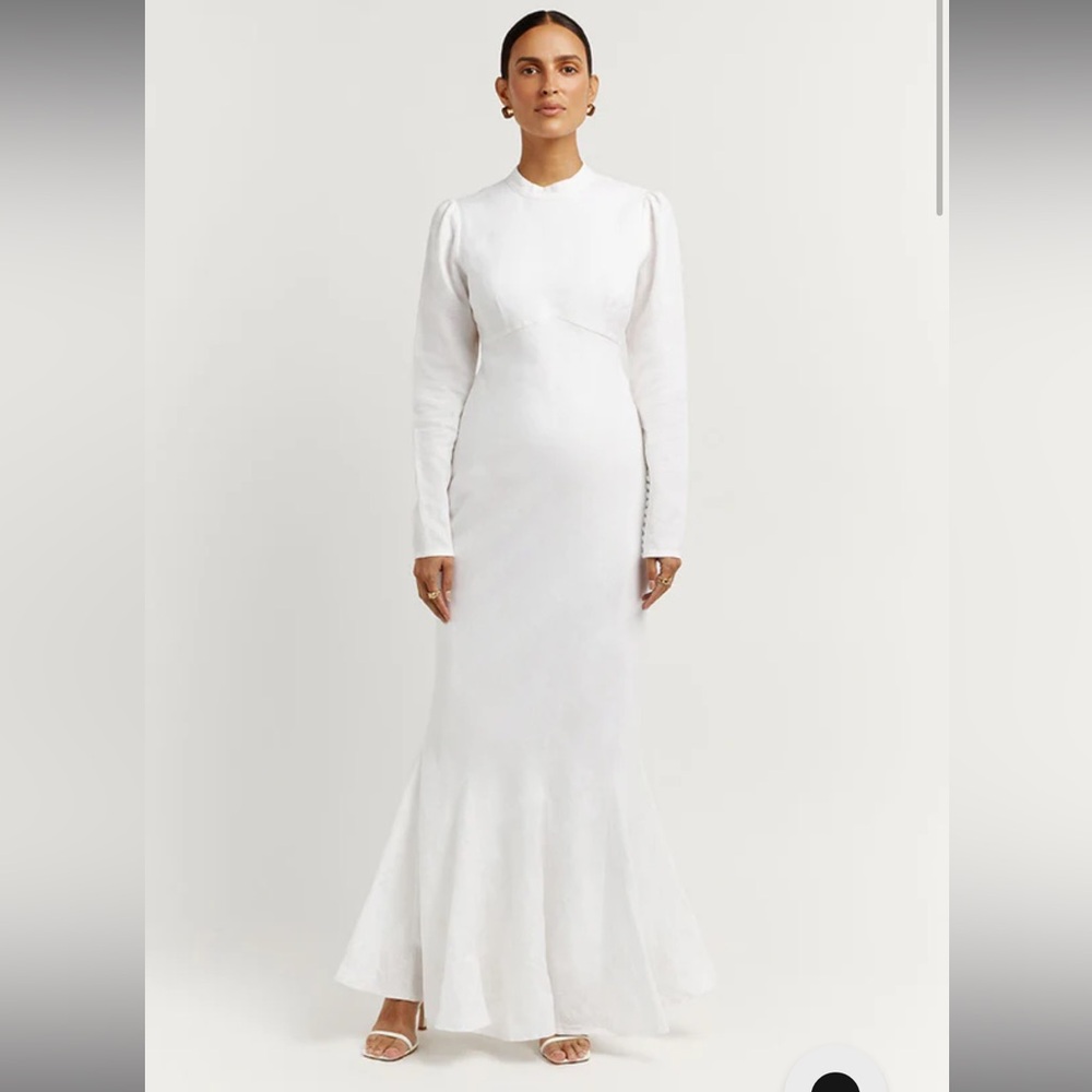 AISLE WHITE LINEN SLEEVE MIDI DRESS